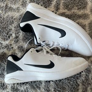 Nike fit sole golf shoes sz. 8